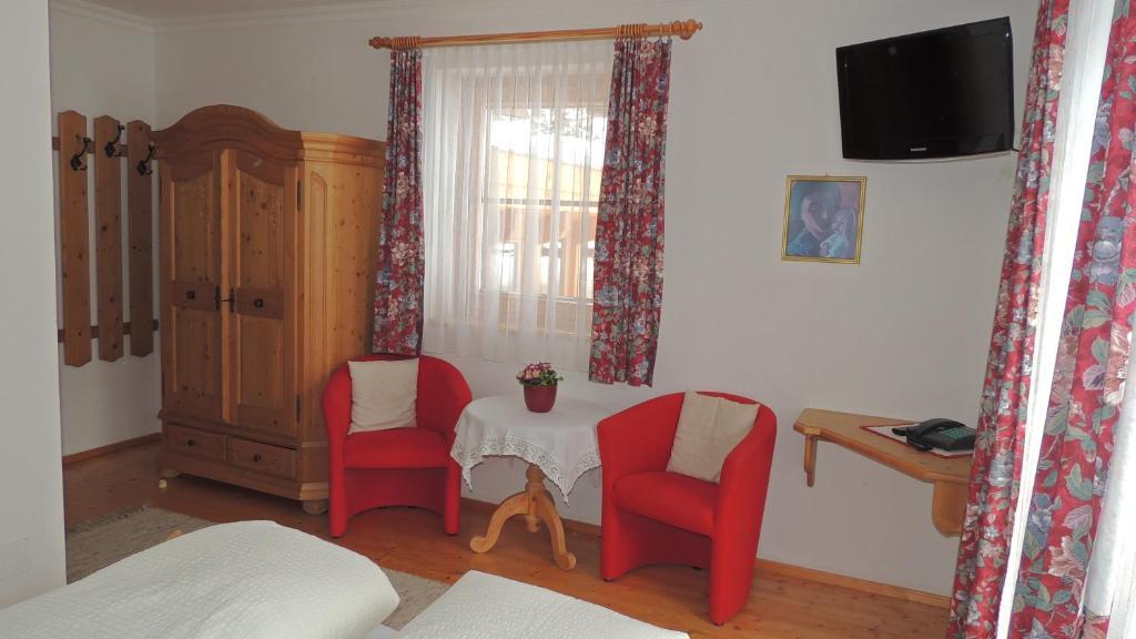 Pension Gatterer Maria Luggau Room photo