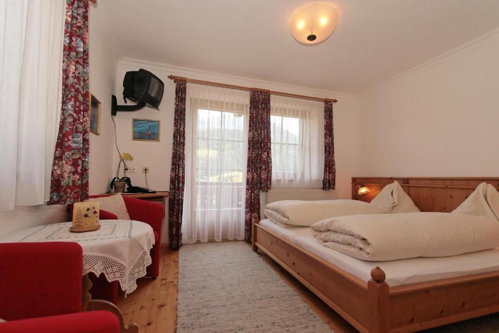 Pension Gatterer Maria Luggau Room photo